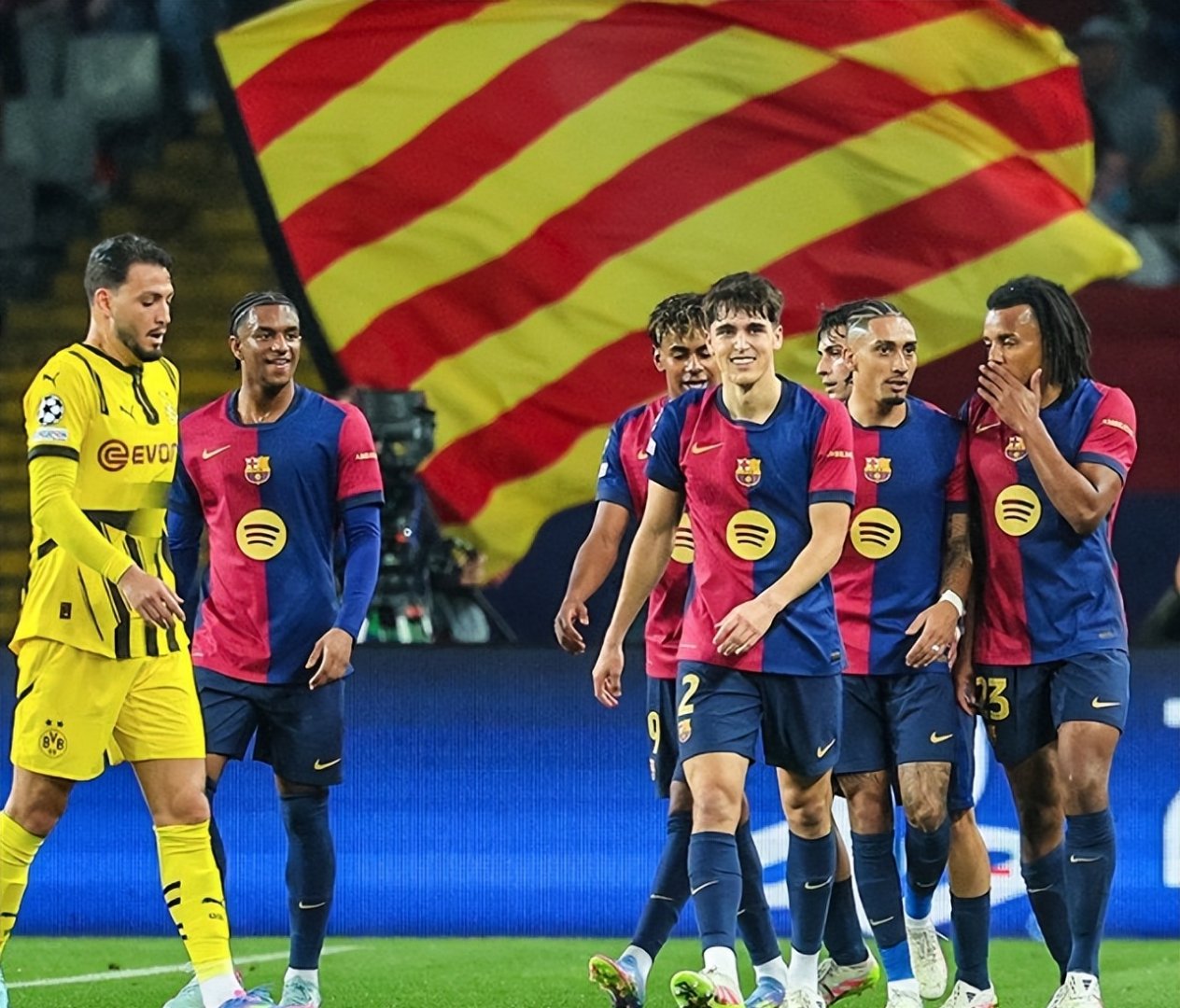 冲刺阶段多特蒙德绝杀压哨——德国杯节点到来，质疑声仍在，更衣室氛围转暖