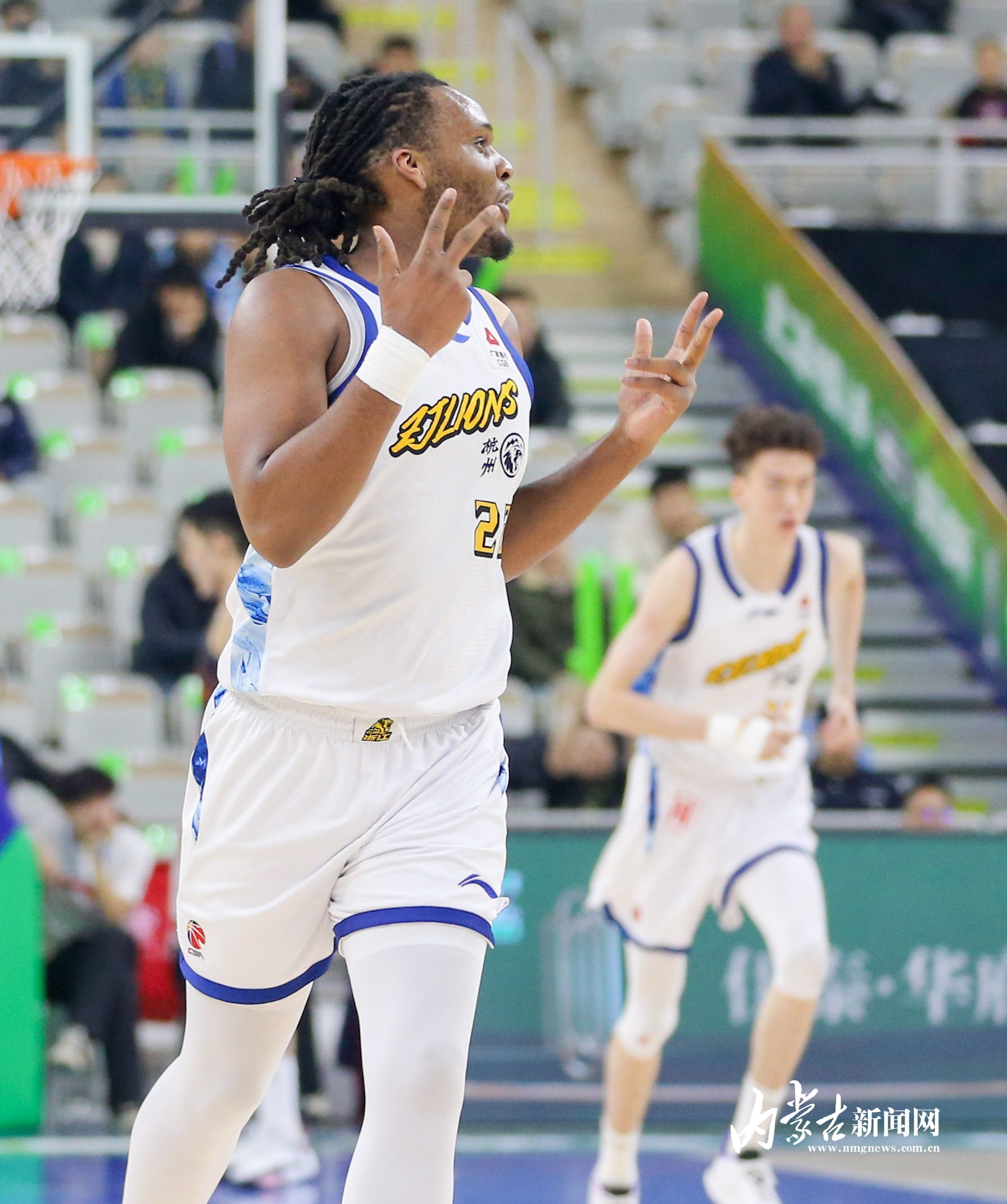 关于太狠了!山东男篮围绕NBA总决赛单刀错失哈登连续五场比赛得分超过连败,门兴格拉德巴赫赛后主帅复盘的信息 关于太狠了!山东男篮围绕NBA总决赛单刀错失哈登连续五场比赛得分超过连败,门兴格拉德巴赫赛后主帅复盘的信息